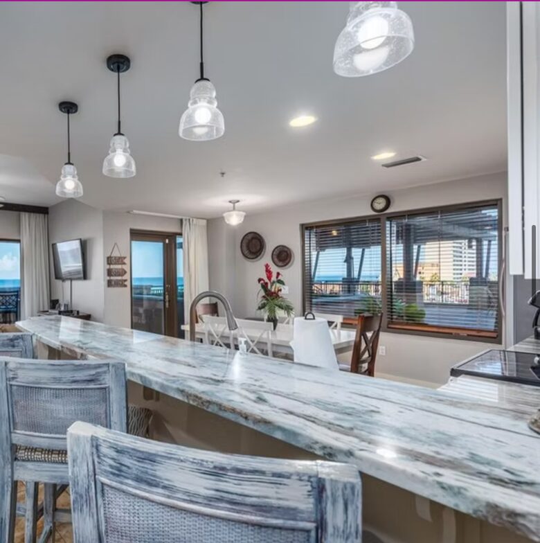 Spacious Condo with Exclusive Beach Access - Panama City Beach, Florida