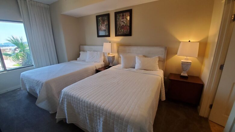 Spacious Condo with Exclusive Beach Access - Panama City Beach, Florida
