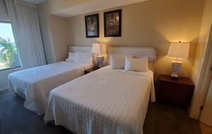 Spacious Condo with Exclusive Beach Access - Panama City Beach, Florida