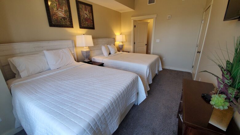 Spacious Condo with Exclusive Beach Access - Panama City Beach, Florida