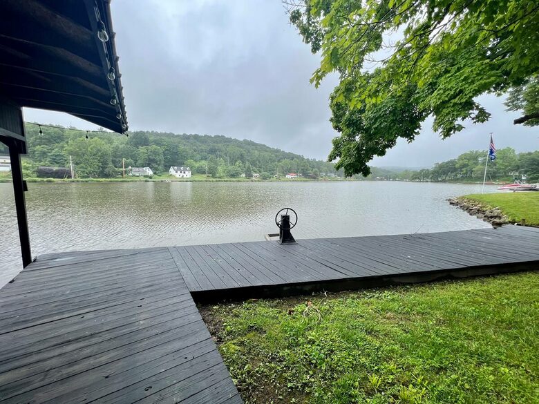 Bosky Lake House - Waverly, Ohio