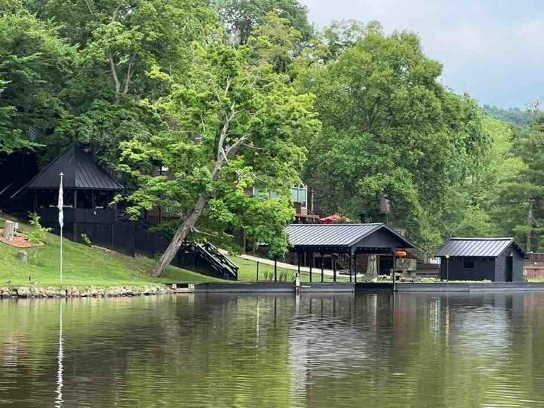 Bosky Lake House - Waverly, Ohio