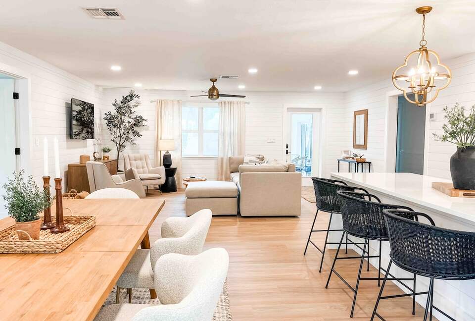Elegant Coastal Escape with Private Lanai & Boat Access - Bonita Springs, Florida