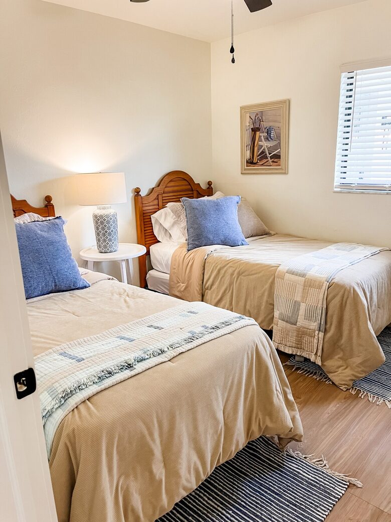 Charming Waterfront Retreat Near Bonita Beach - Bonita Springs, Florida