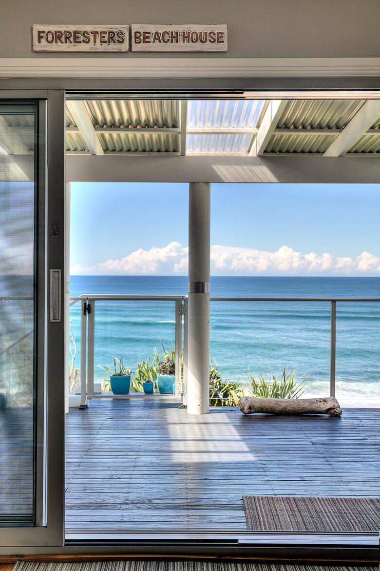 Seaside Sanctuary with Direct Beach Access & Panoramic Ocean Views - Forresters Beach, Australia
