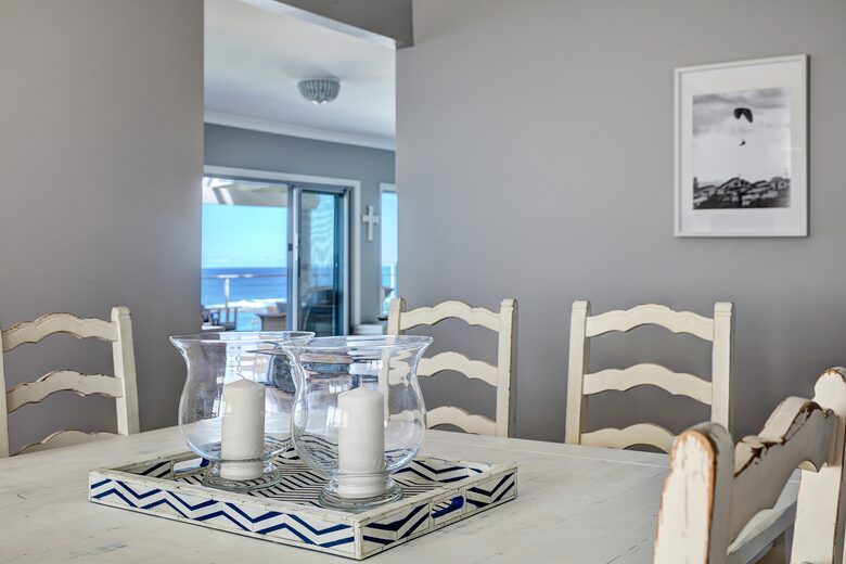 Seaside Sanctuary with Direct Beach Access & Panoramic Ocean Views - Forresters Beach, Australia