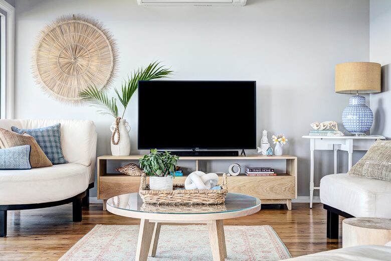 Seaside Sanctuary with Direct Beach Access & Panoramic Ocean Views - Forresters Beach, Australia