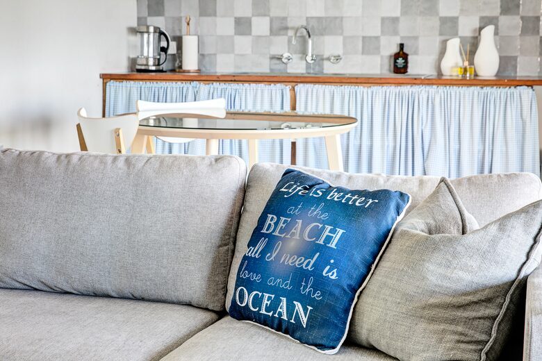 Seaside Sanctuary with Direct Beach Access & Panoramic Ocean Views - Forresters Beach, Australia