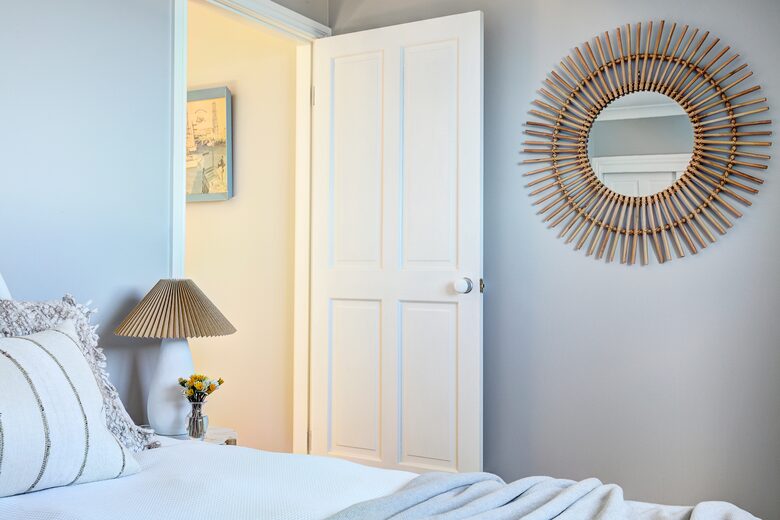 Seaside Sanctuary with Direct Beach Access & Panoramic Ocean Views - Forresters Beach, Australia