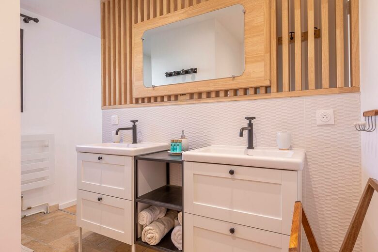 Timeless Alpine Charm with Modern Sophistication - St. Gervais Les Bains, France