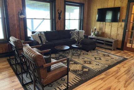 A Spacious and Scenic Getaway on Snowshoe Mountain - Snowshoe, West Virginia