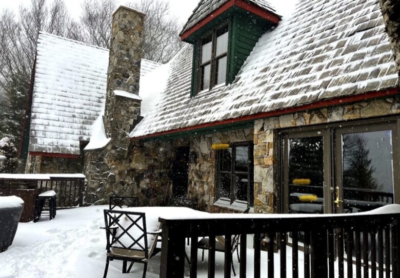 A Spacious and Scenic Getaway on Snowshoe Mountain - Snowshoe, West Virginia