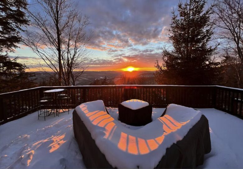 A Spacious and Scenic Getaway on Snowshoe Mountain - Snowshoe, West Virginia