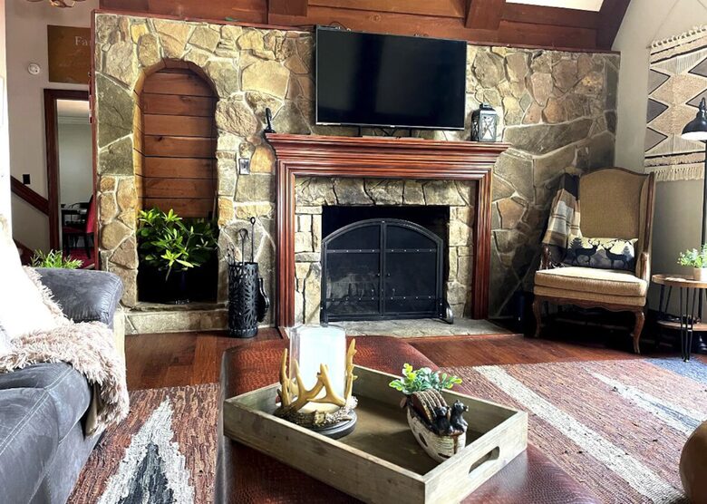 A Spacious and Scenic Getaway on Snowshoe Mountain - Snowshoe, West Virginia