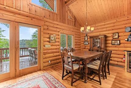 Elegant Lakefront Escape on the Shores of Gilmore Lake - Minong, Wisconsin