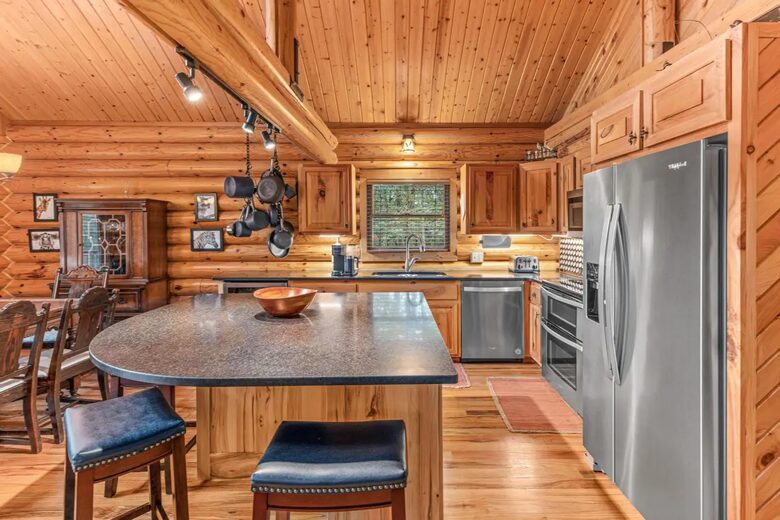 Elegant Lakefront Escape on the Shores of Gilmore Lake - Minong, Wisconsin