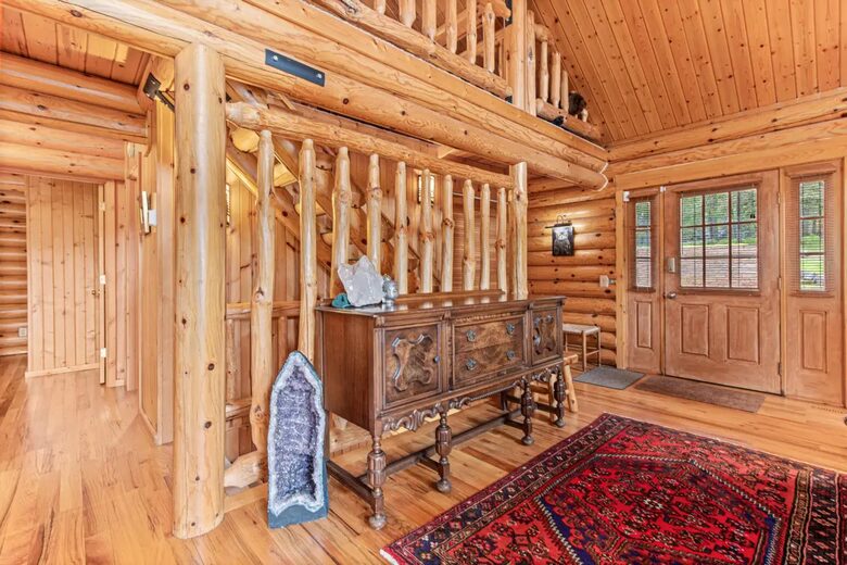 Elegant Lakefront Escape on the Shores of Gilmore Lake - Minong, Wisconsin