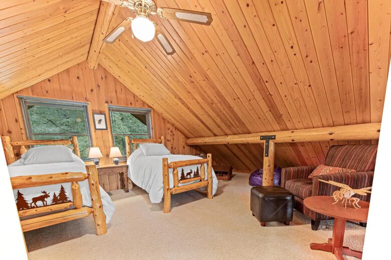 Elegant Lakefront Escape on the Shores of Gilmore Lake - Minong, Wisconsin