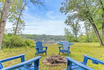 Elegant Lakefront Escape on the Shores of Gilmore Lake - Minong, Wisconsin