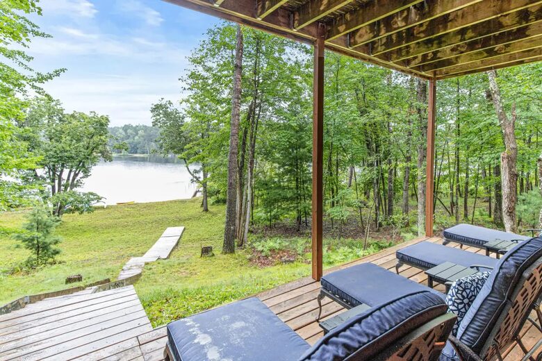 Elegant Lakefront Escape on the Shores of Gilmore Lake - Minong, Wisconsin
