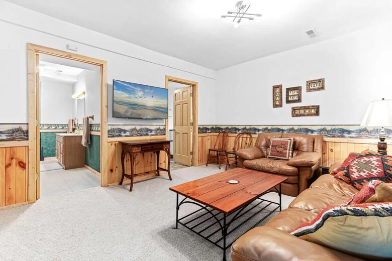 Elegant Lakefront Escape on the Shores of Gilmore Lake - Minong, Wisconsin