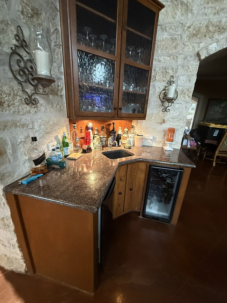 An Oasis of Style and Comfort on Lake Travis - Lago Vista, Texas