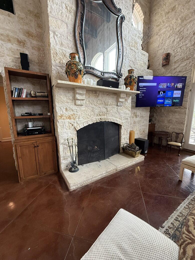 An Oasis of Style and Comfort on Lake Travis - Lago Vista, Texas