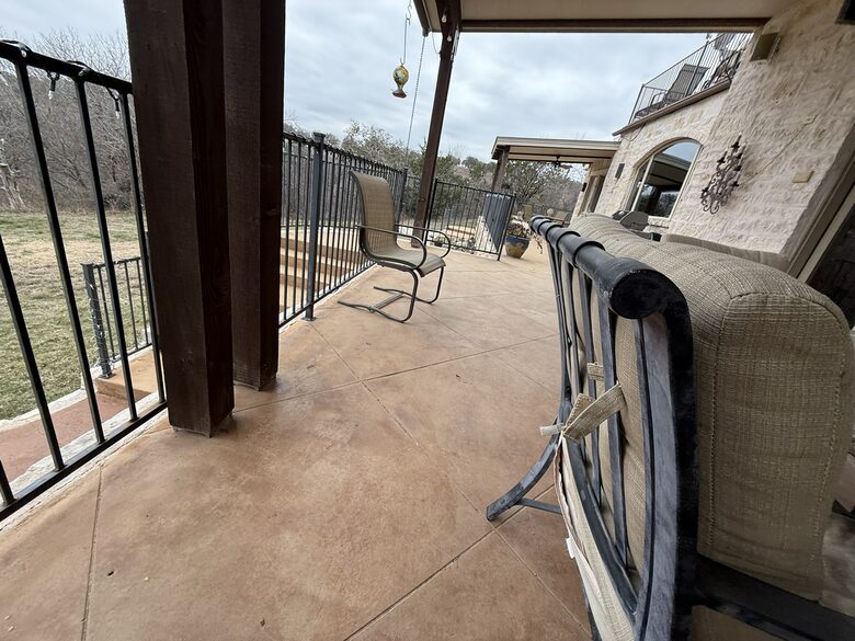 An Oasis of Style and Comfort on Lake Travis - Lago Vista, Texas