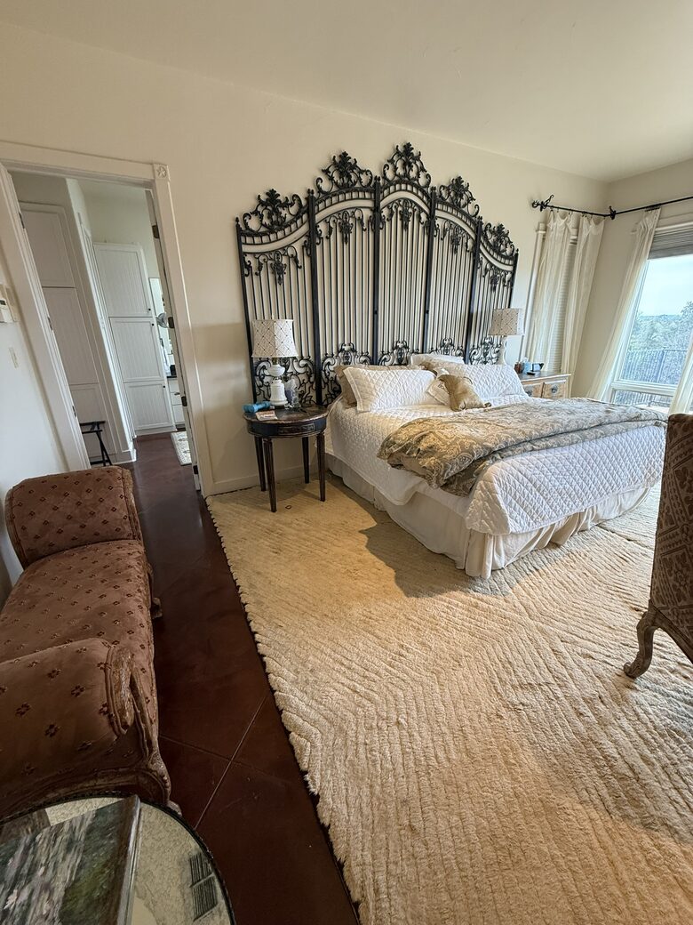 An Oasis of Style and Comfort on Lake Travis - Lago Vista, Texas