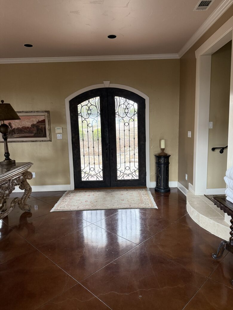 An Oasis of Style and Comfort on Lake Travis - Lago Vista, Texas