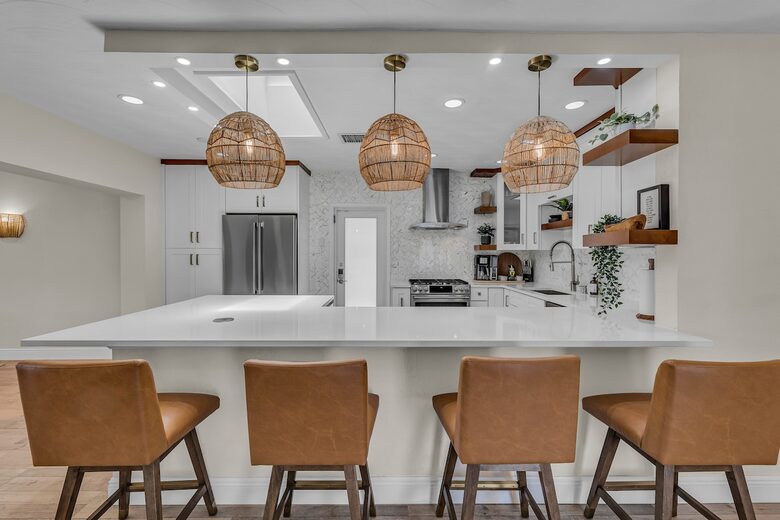 Hollywood Hideaway | Stylish Waterfront Escape Near the Beach - Hollywood, Florida