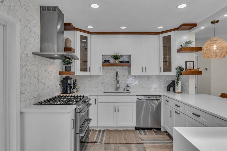 Hollywood Hideaway | Stylish Waterfront Escape Near the Beach - Hollywood, Florida