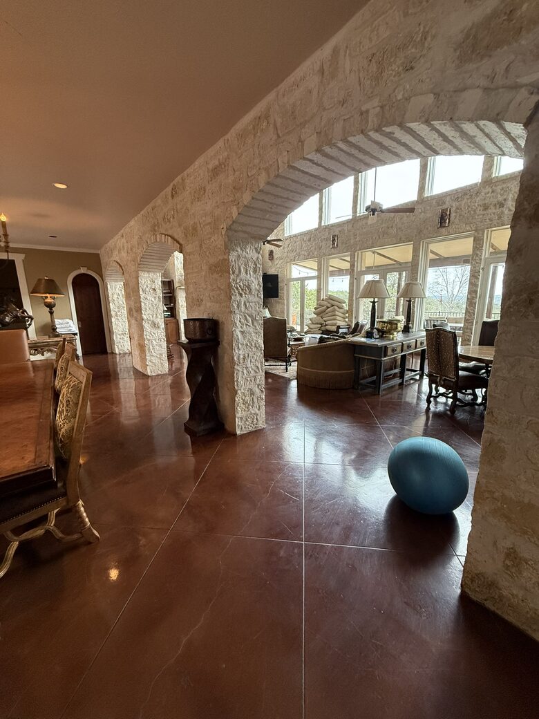 An Oasis of Style and Comfort on Lake Travis - Lago Vista, Texas