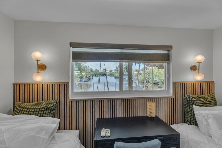 Hollywood Hideaway | Stylish Waterfront Escape Near the Beach - Hollywood, Florida