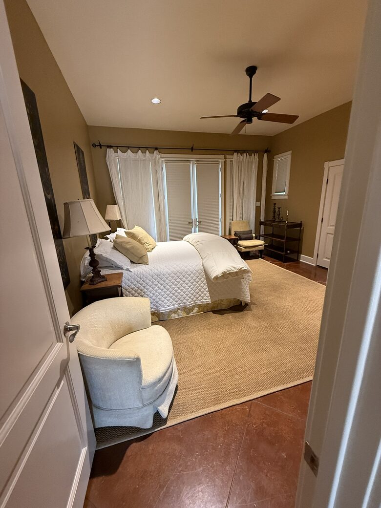 An Oasis of Style and Comfort on Lake Travis - Lago Vista, Texas