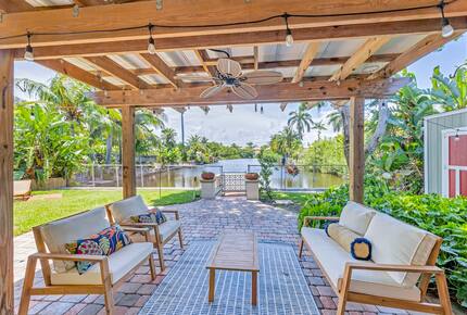 Hollywood Hideaway | Stylish Waterfront Escape Near the Beach - Hollywood, Florida