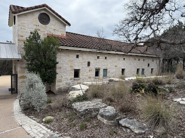 An Oasis of Style and Comfort on Lake Travis - Lago Vista, Texas