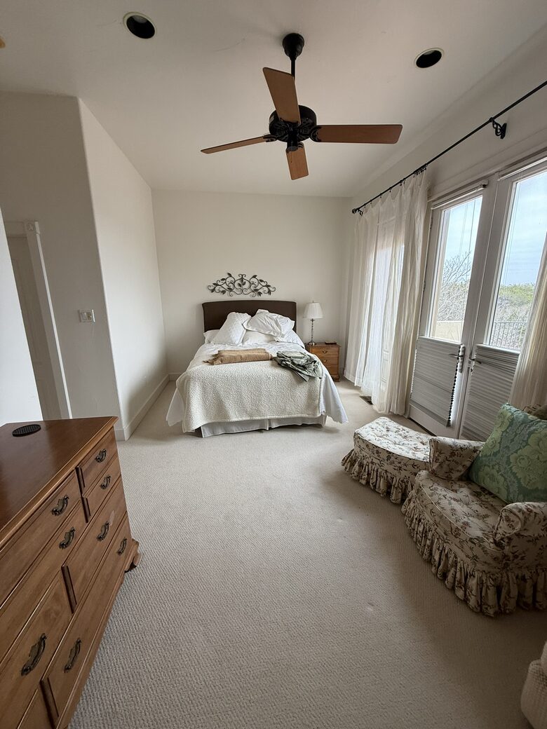 An Oasis of Style and Comfort on Lake Travis - Lago Vista, Texas