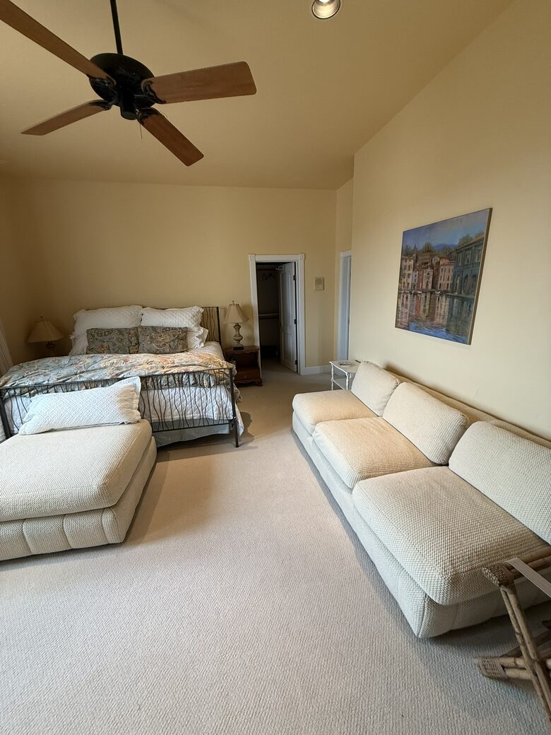 An Oasis of Style and Comfort on Lake Travis - Lago Vista, Texas