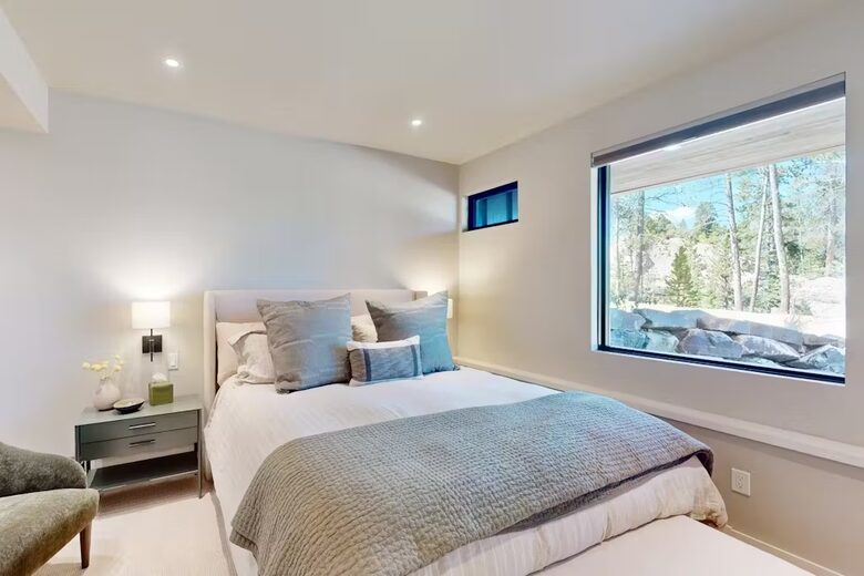 Exquisite Breckenridge Retreat with Panoramic Views - Breckenridge, Colorado