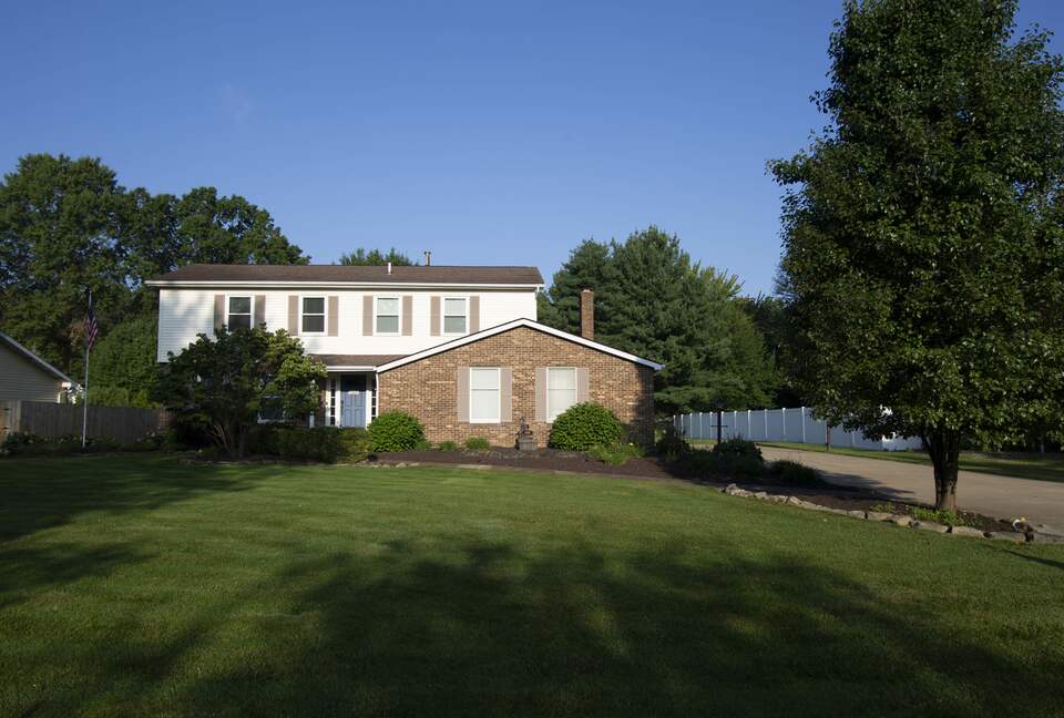 Charming Retreat Near Avalon Grand Resort - Warren, Ohio