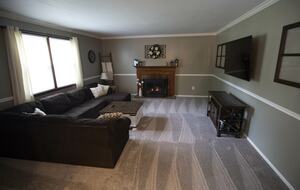 Charming Retreat Near Avalon Grand Resort - Warren, Ohio