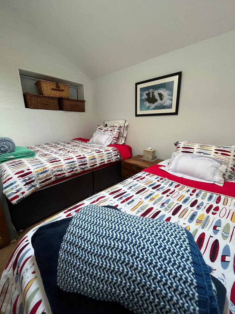 Second bedroom