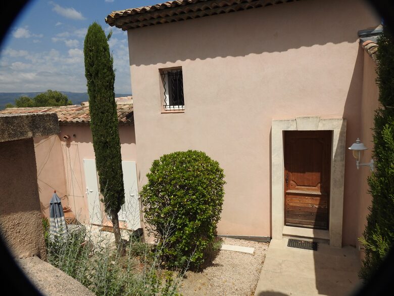 Refined Pont Royal Retreat with Heated Pool - Mallemort Pont Royal, France