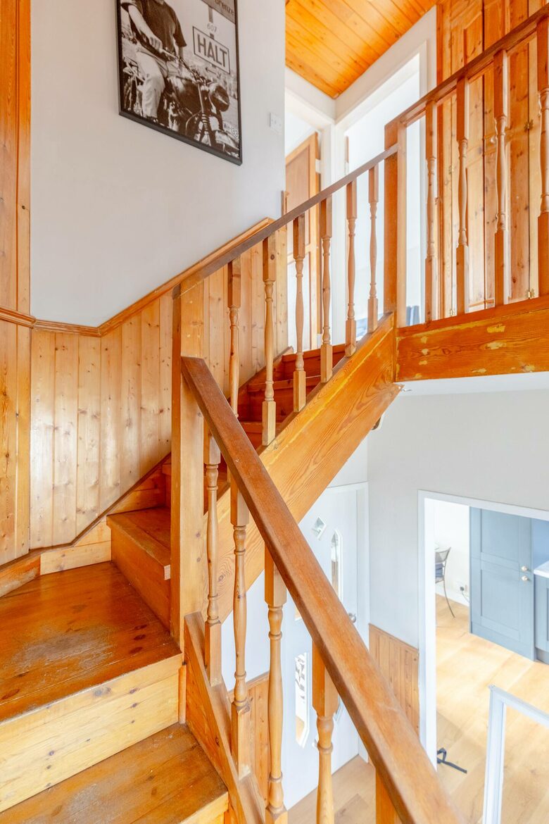 Thameside 2BD Apartment - London, United Kingdom