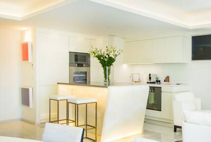 Cannes Croisette Penthouse - Cannes, France
