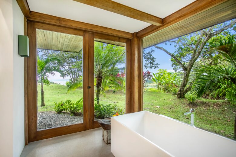 Oceanview Oasis in Ojochal’s Most Coveted Enclave - Ojochal, Costa Rica