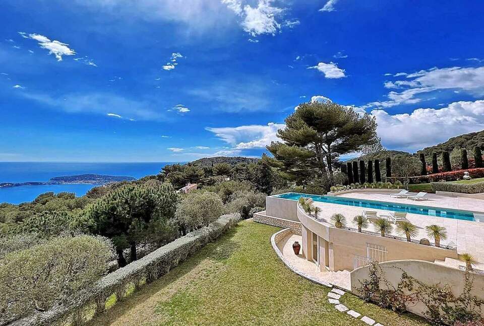 Magic House - Eze, France