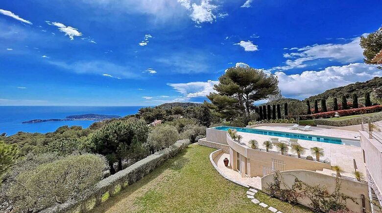 Magic House - Eze, France