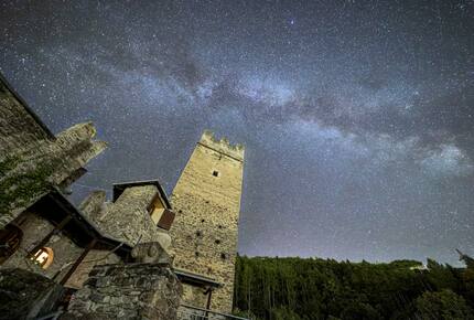 Château historique du XIe siècle | Château de Foppoli - Mazzo di Valtellina, Italie